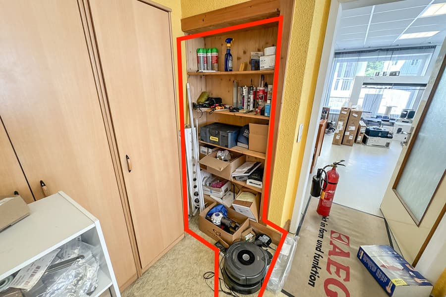 Regalinhalt: Ersatzteile